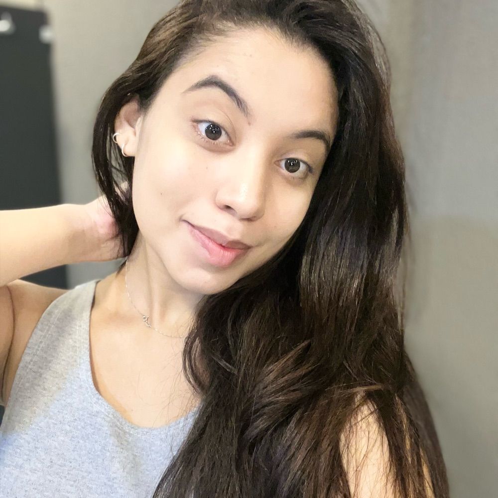Yasmin Pereira 