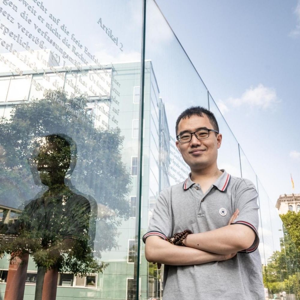 Yicheng Huang