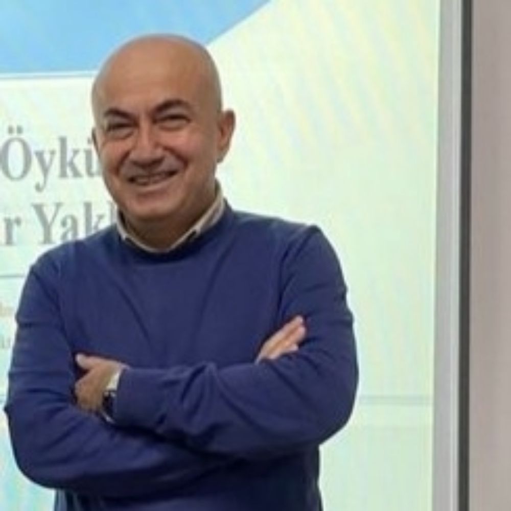 Oktay Yivli