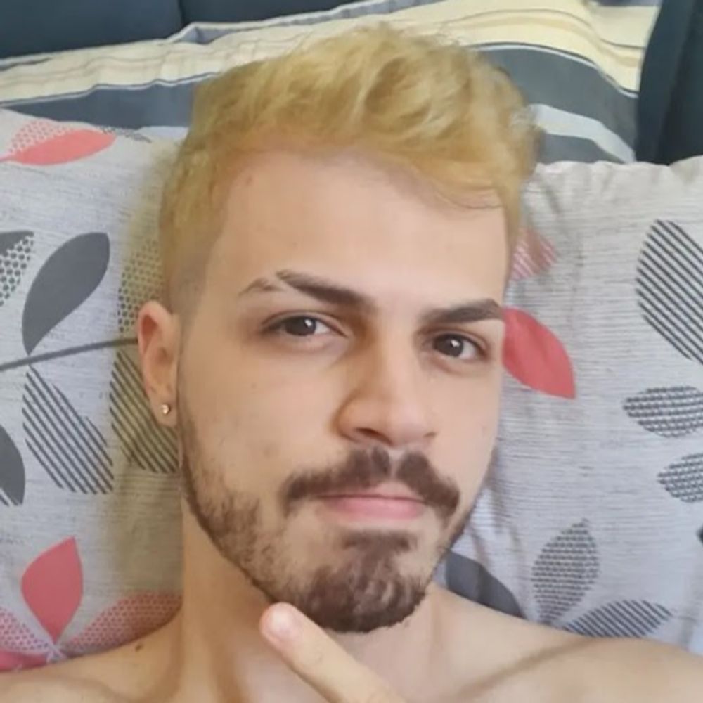 Elfyos 💀🥃