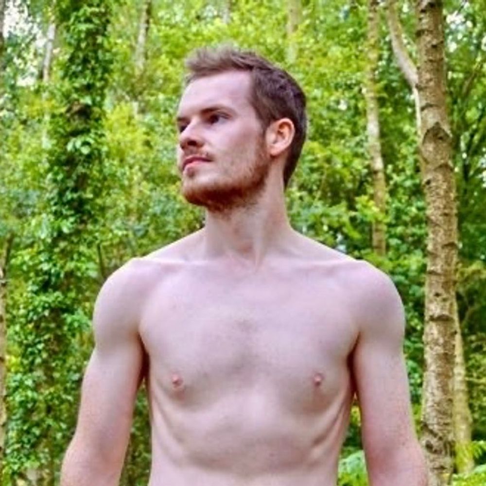 NakedAnt 🌱 Naturist Adventures