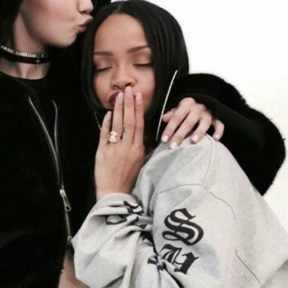 yas