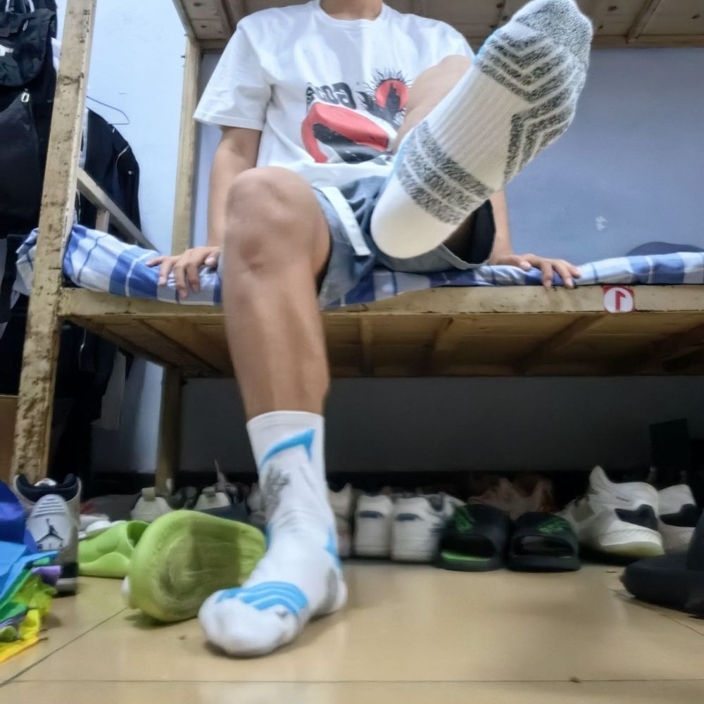 鞋袜交换生