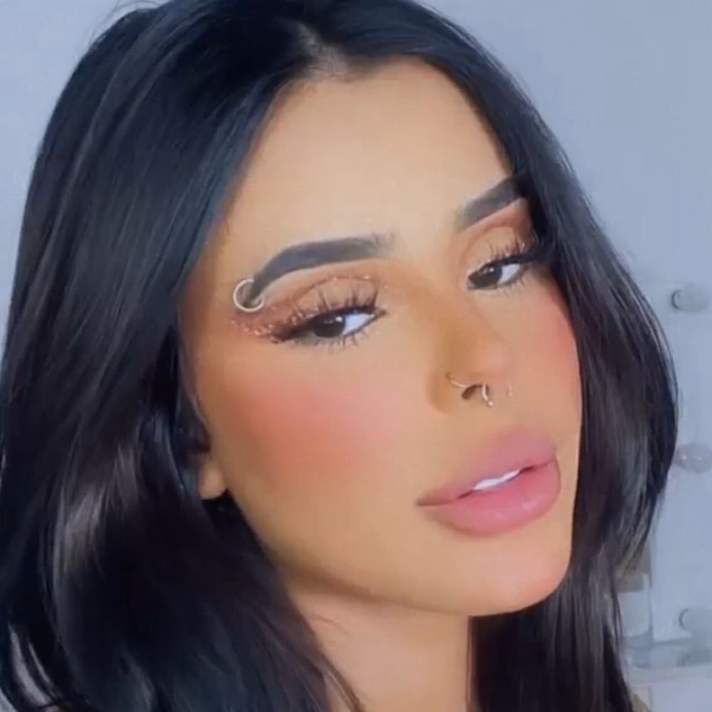 𝑴𝒂𝒚𝒂 𝑪𝒂𝒕𝒐𝒏🥀
