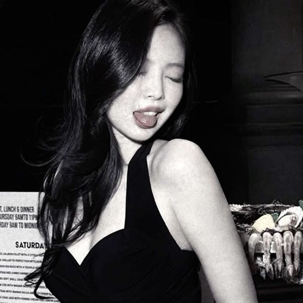 wellgood • really like jennie