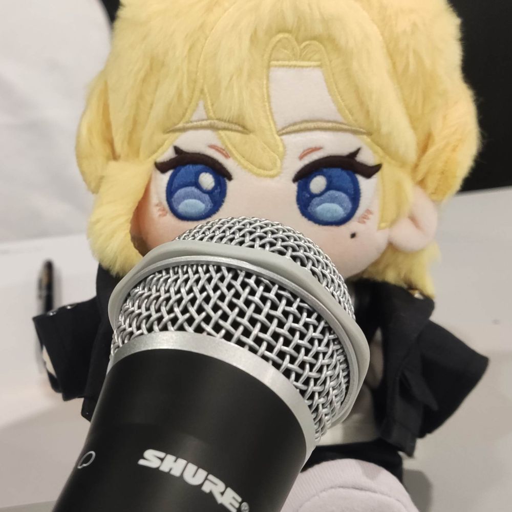 青いClover(⁠つ⁠✧⁠ω⁠✧⁠)⁠つ⊂⁠(⁠(⁠・⁠▽⁠・⁠)⁠)⁠⊃⊂⁠(⁠･⁠ω⁠･⁠*⁠⊂⁠)
