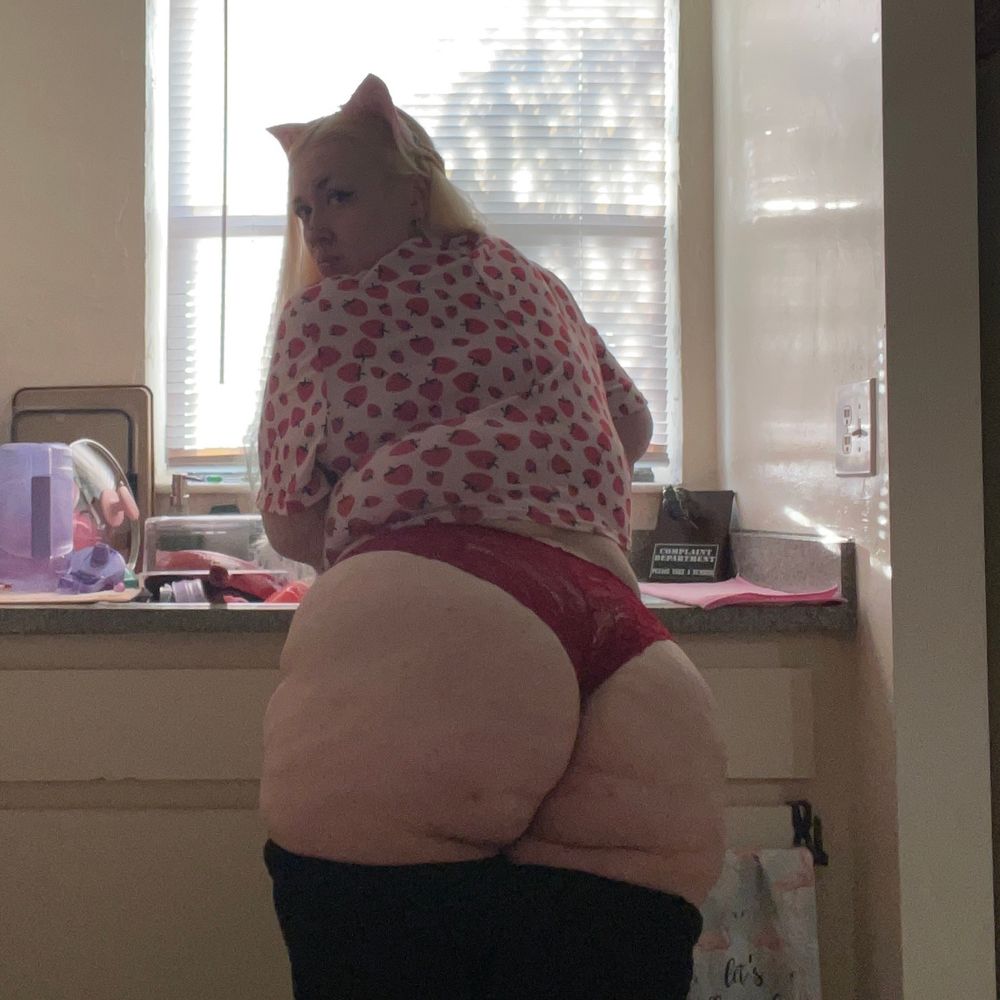 Goddess Brooklyn ⋆౨ৎ˚⟡˖ ࣪