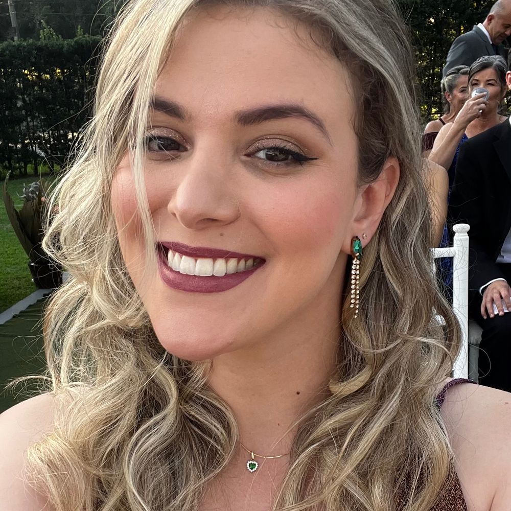 Gabriela Macedo (Taylor’s Vesion)