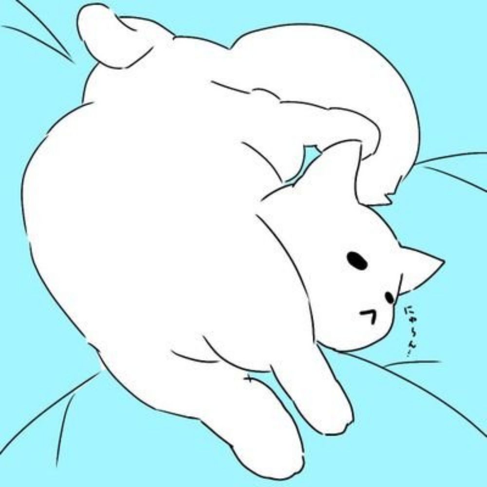 這い寄るもち猫