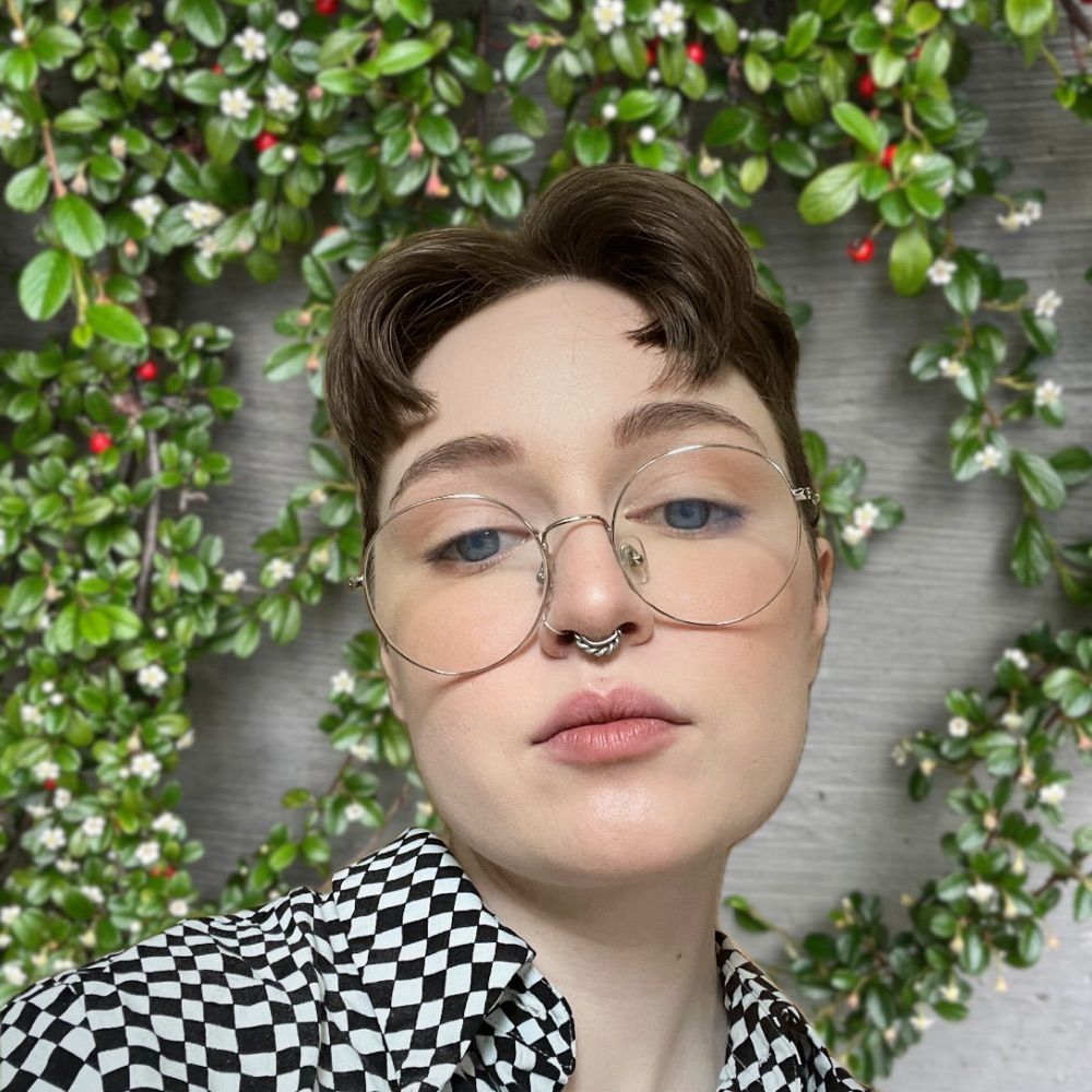 Basil 🌱📖 (they/he)