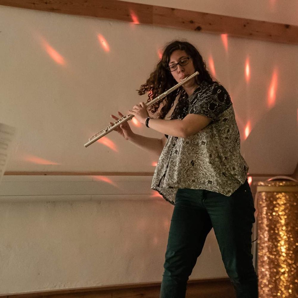 Laura Cioffi (she/her)