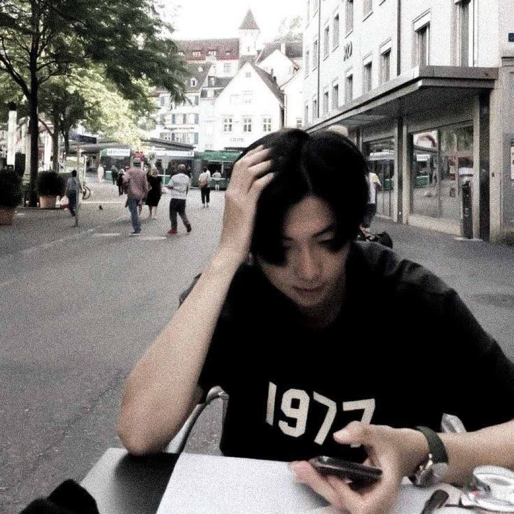 Max.⏳