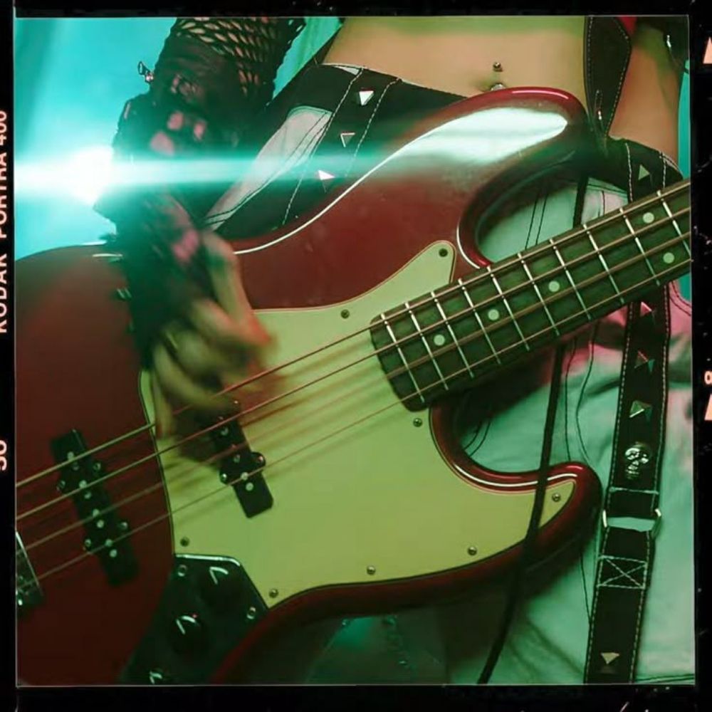 Eri 🎸🕸️