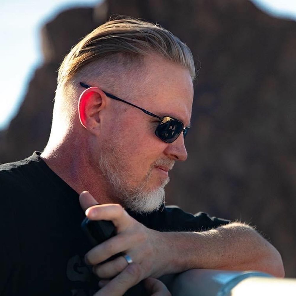 Erik Thureson 