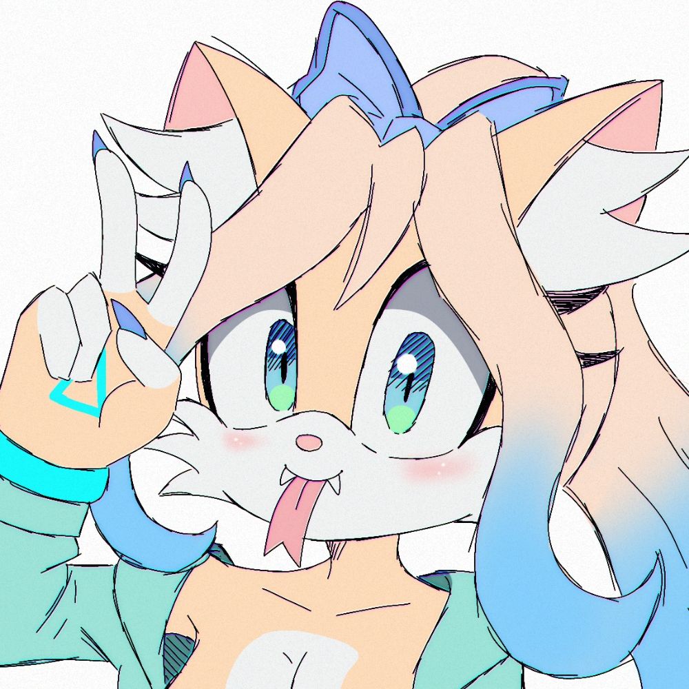 Ellie 🩵 but horny