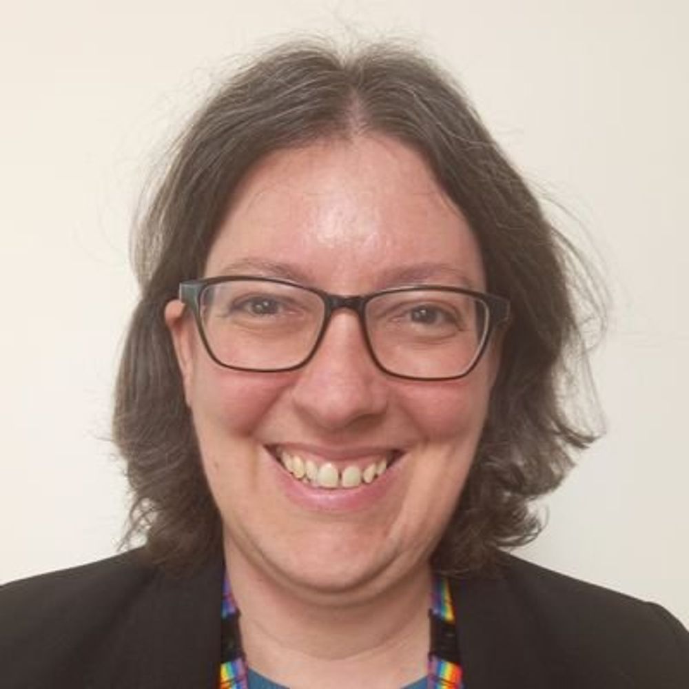 Rachel Holt 