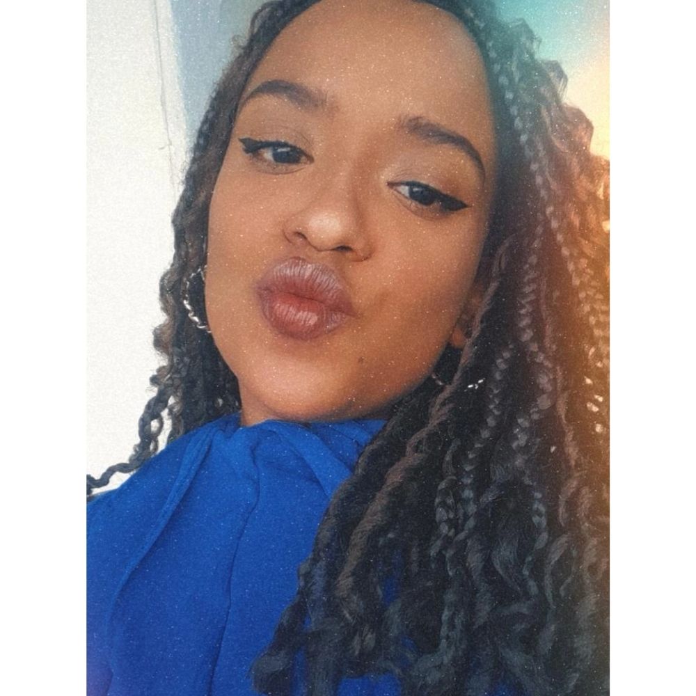 Aline_stee