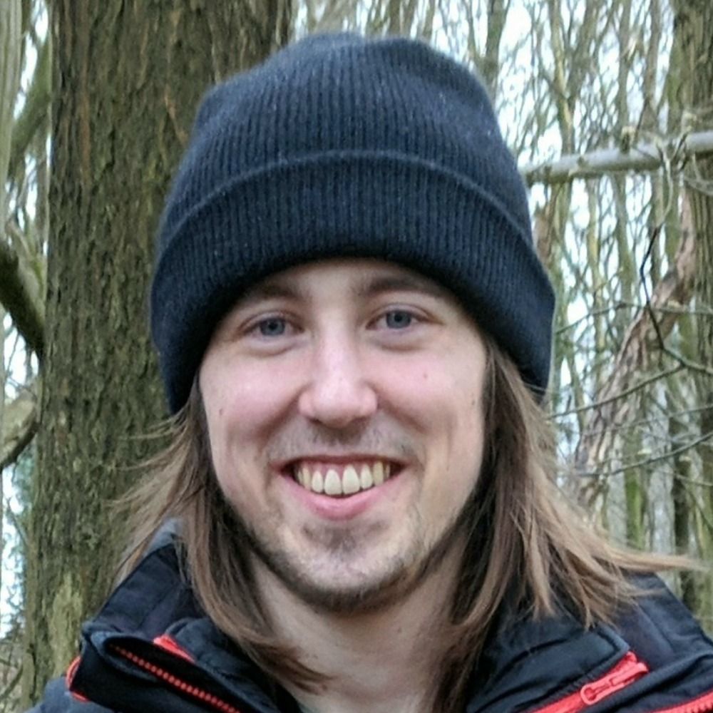 Daniel Breeze