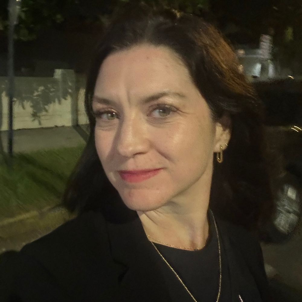 Laura Lewis