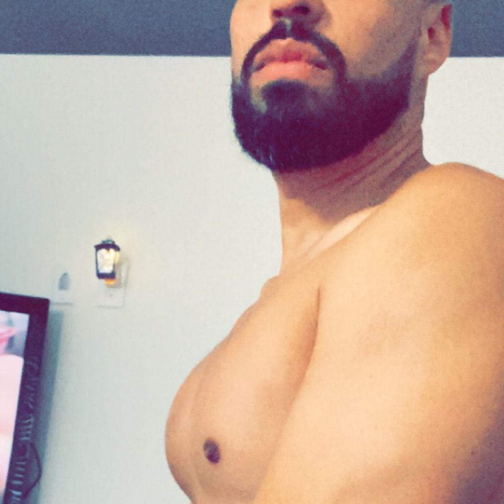 Manny Grueso 🍆