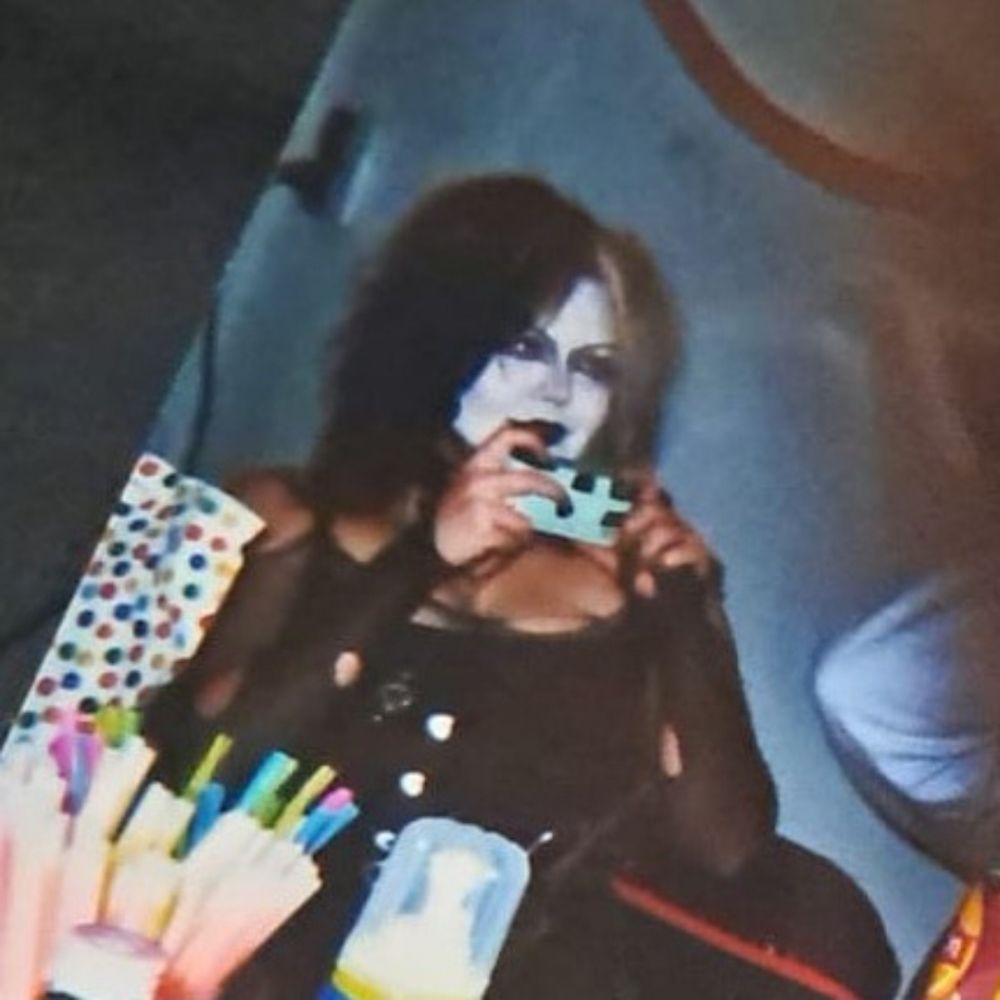 †𝕭𝖊𝖑𝖆†