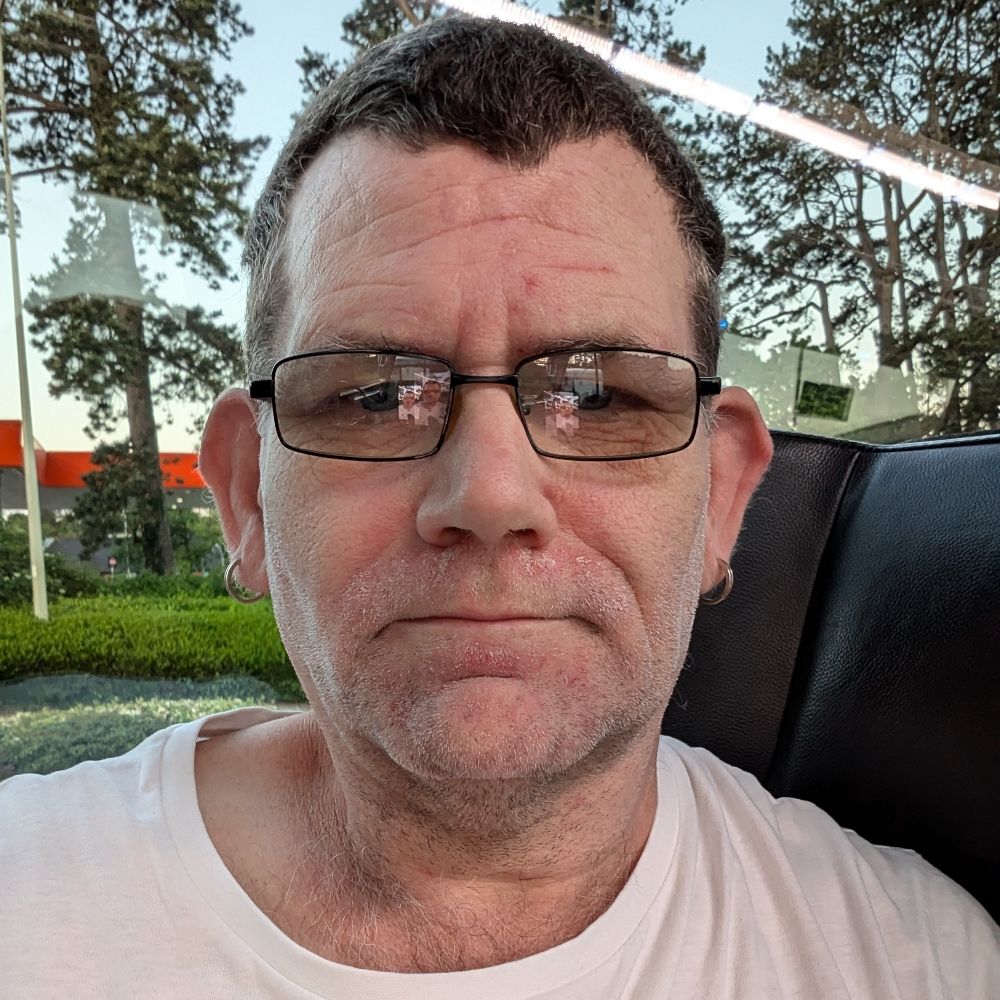 JamesOliver70