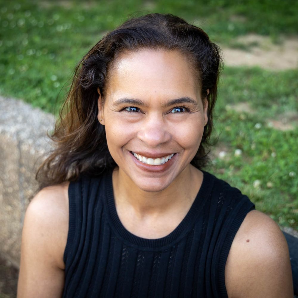 Dee Hackney 