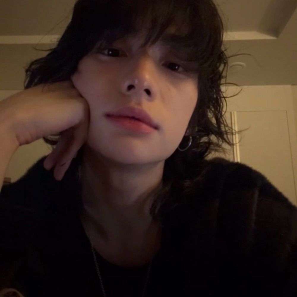 Celly w. Hyunjin ♥️