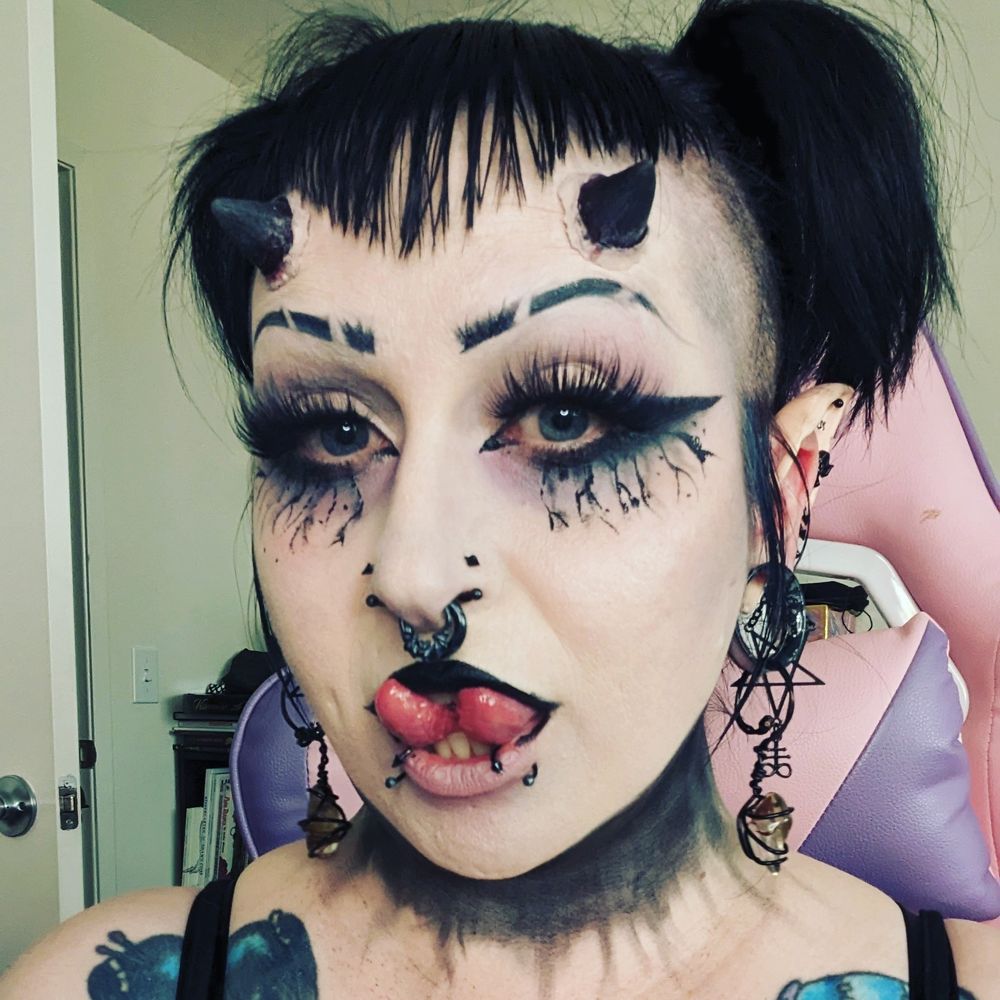 Vivica Dark