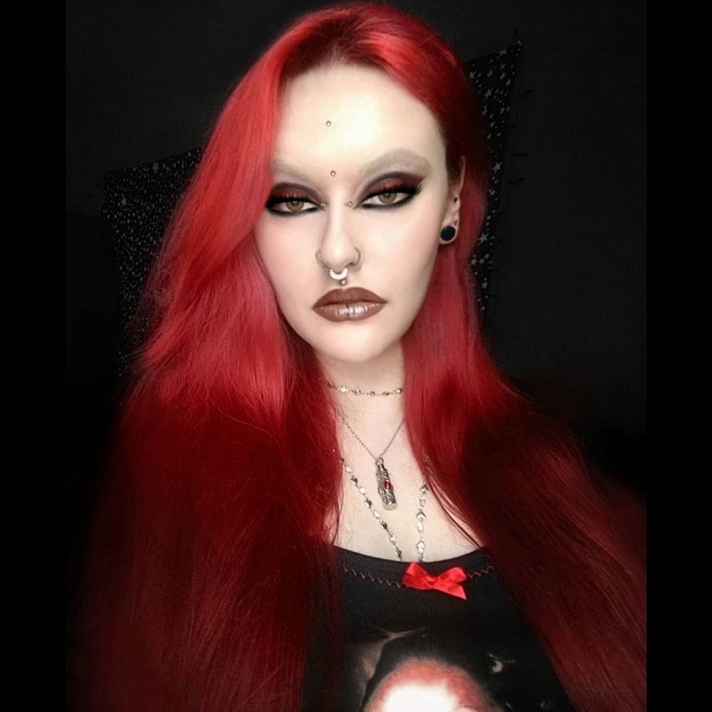 𝔡𝔯𝔞𝔠𝔲𝔩𝔞'𝔰 𝔥𝔬𝔢.