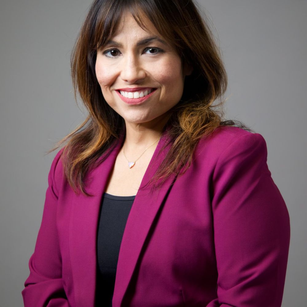 Dr. Stella Flores