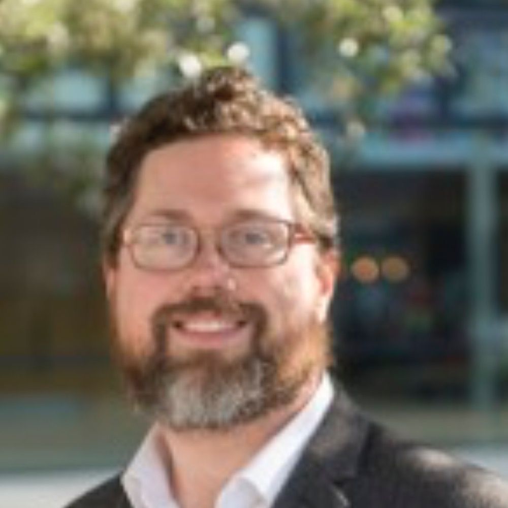 Stephen Lucek