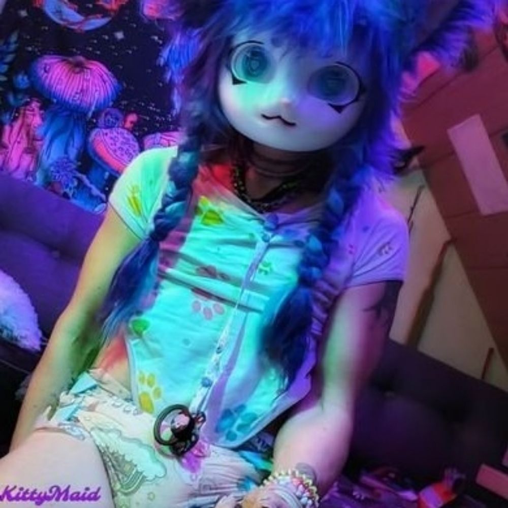 🐈‍⬛💜VioletKittyMaid💜🐈‍⬛