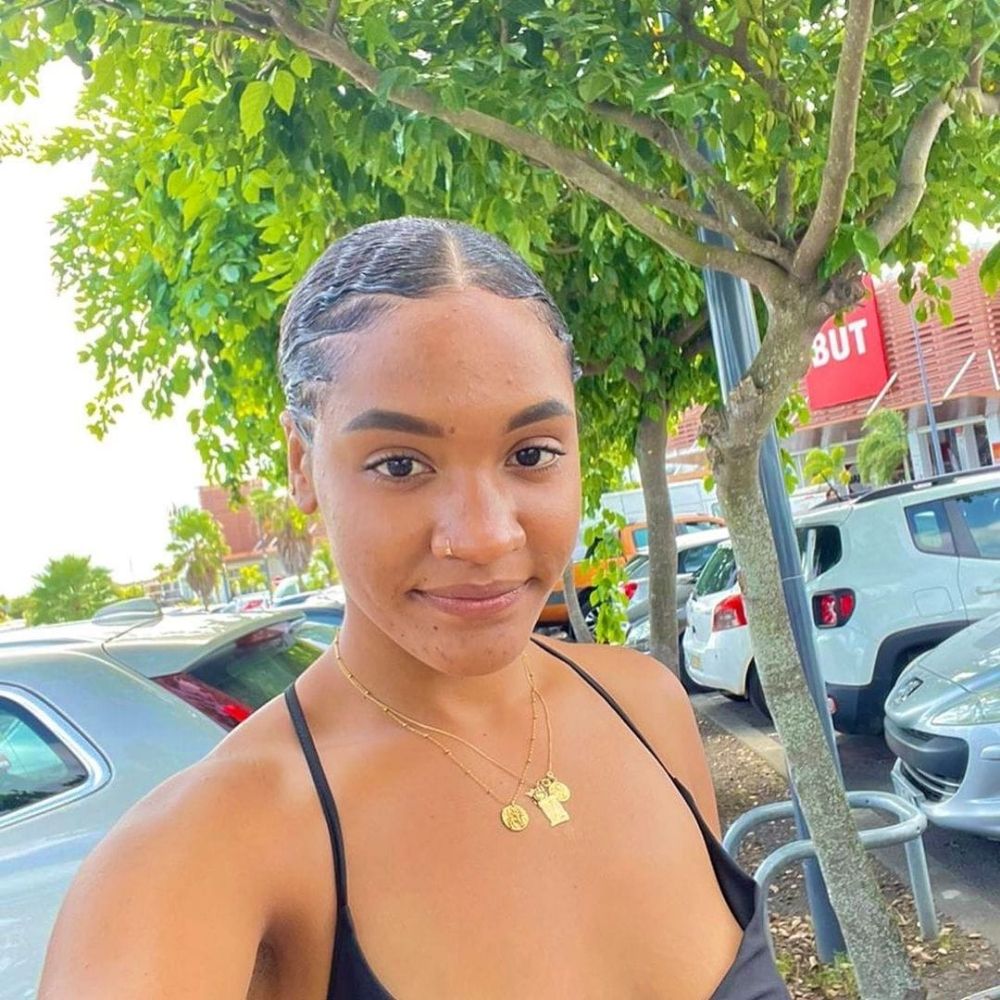Tacha DURAN