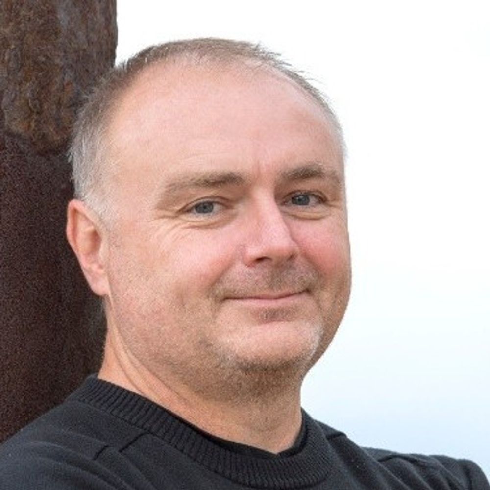 Ian M