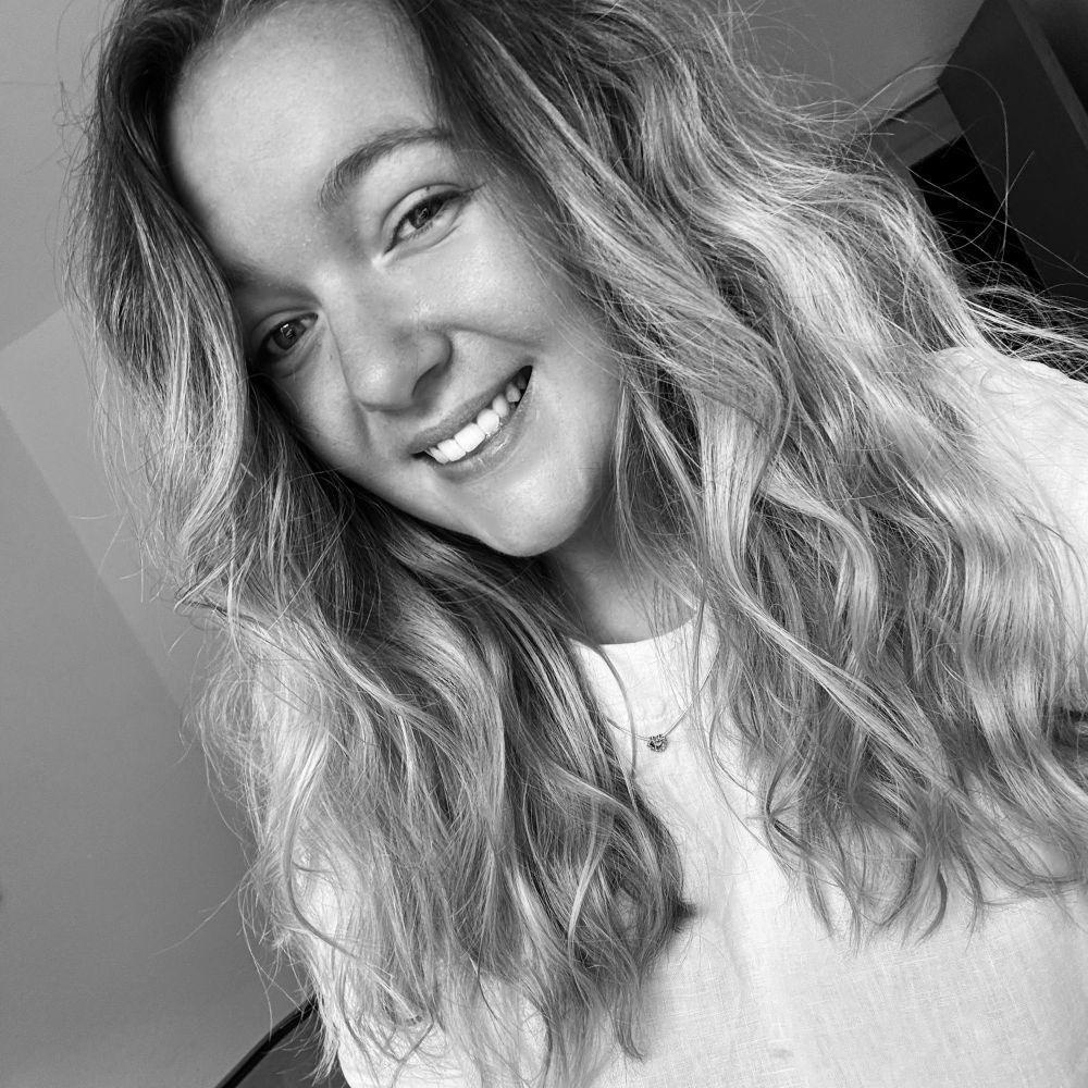 caroline  🧸