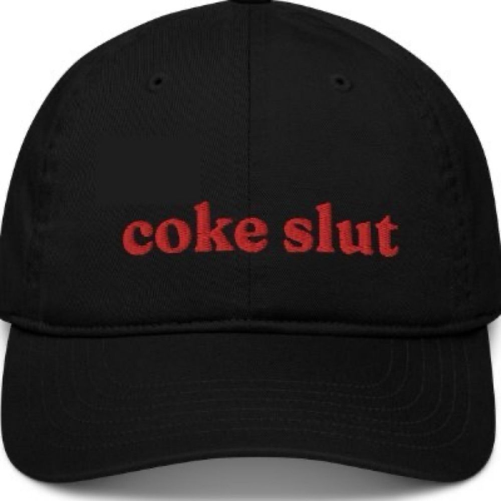 Hung Coke Slut