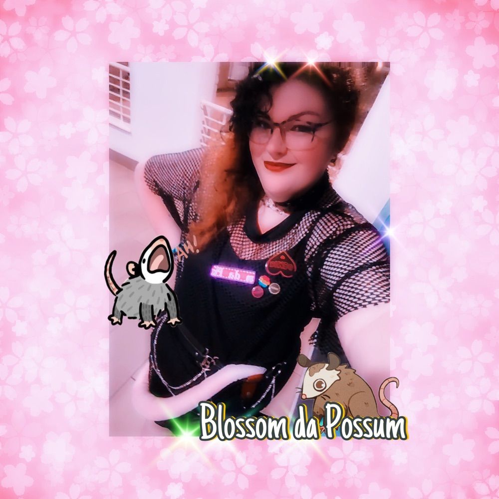 Blossom daPossum ᘛ⁐̤ᕐᐷ