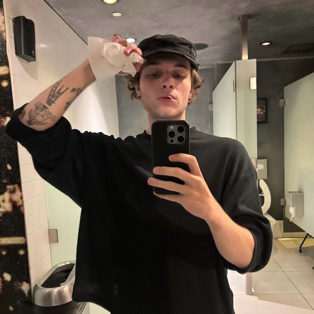 matt