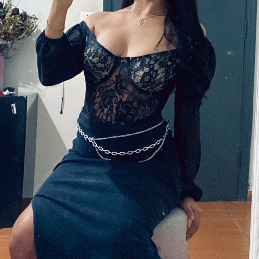 𝐕𝐢𝐜𝐭𝐨𝐫𝐢𝐚.