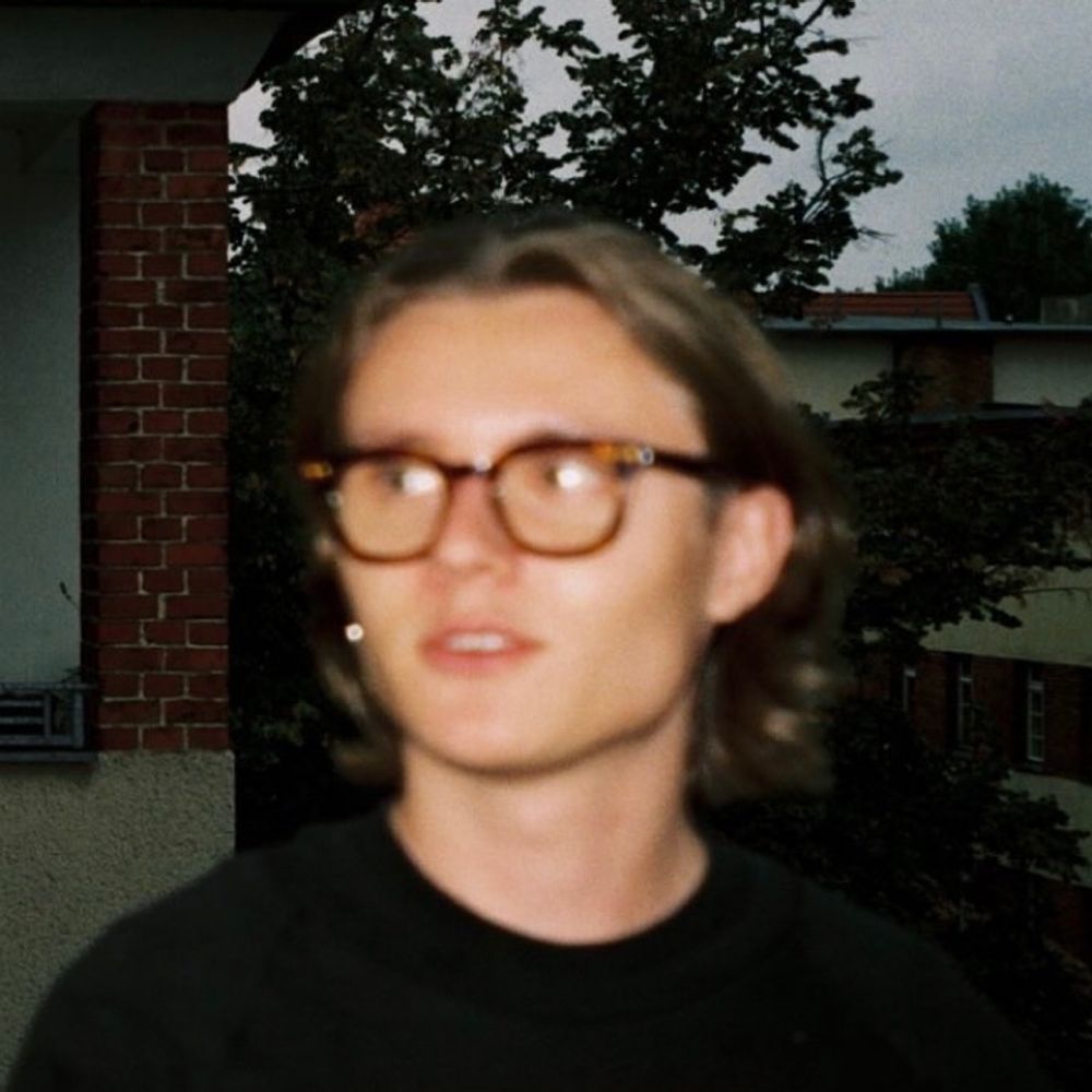 Lukas Kern (he/him)
