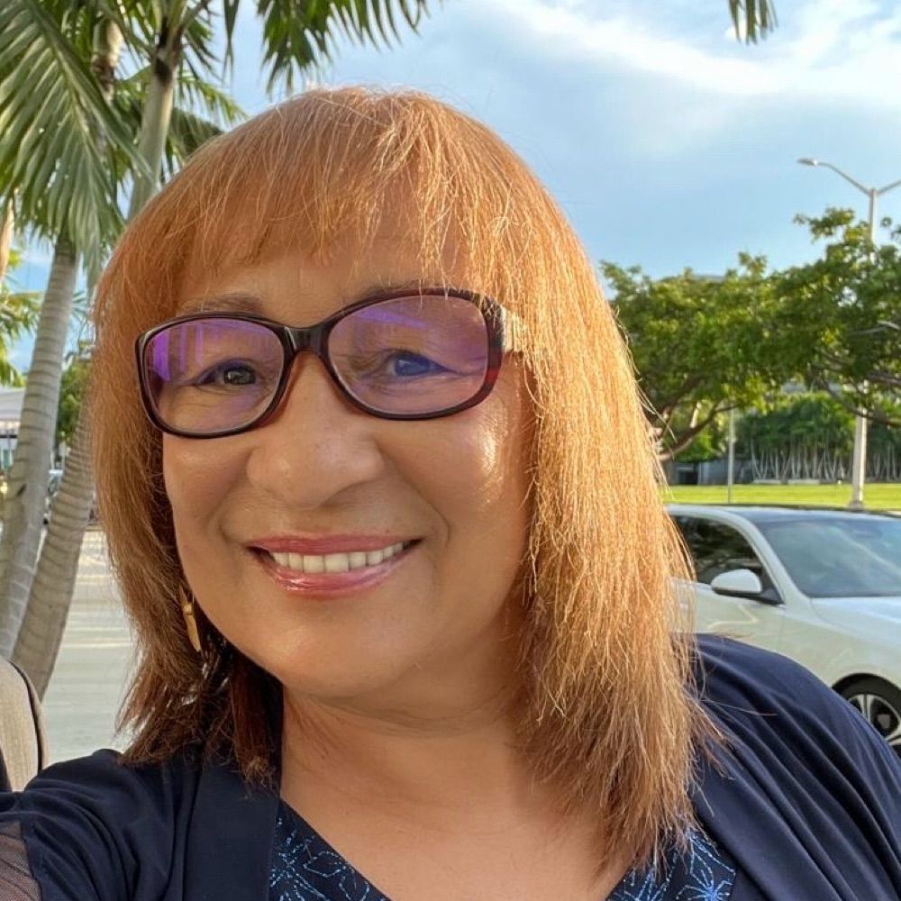 Evelyn Castillo-Bach
