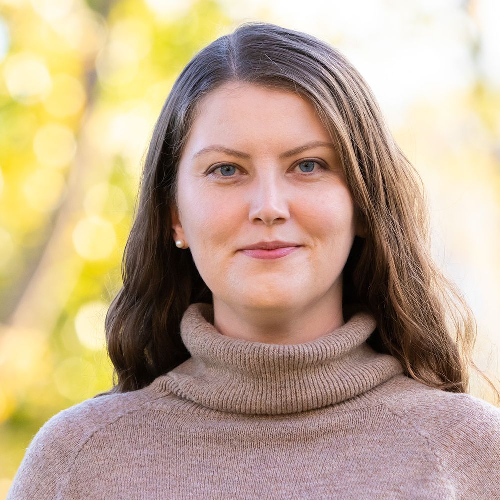 Caroline Eakin
