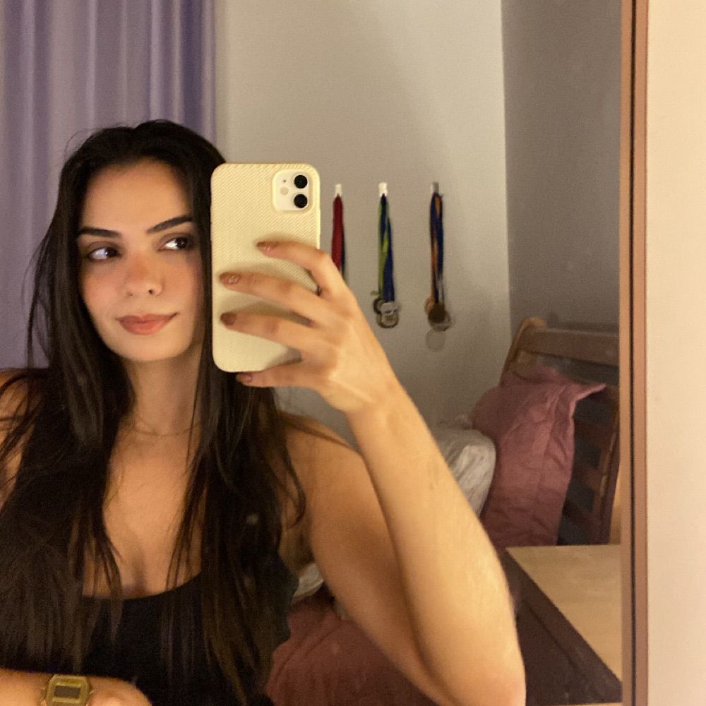 Isabele Marins