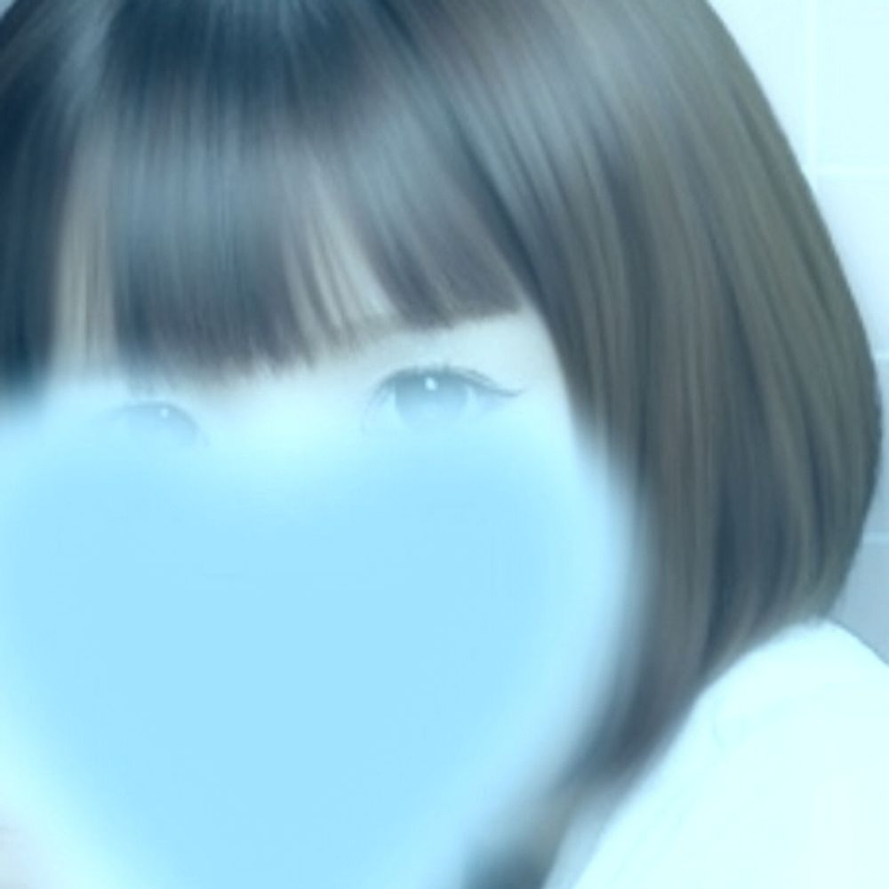 ゆゆ👻💙