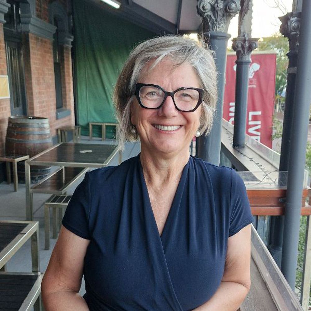 Dr Sue Chapman