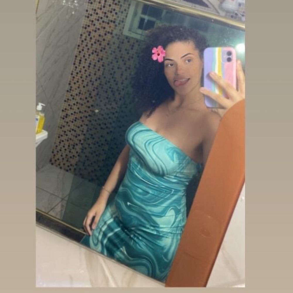 Eloyse Navaes