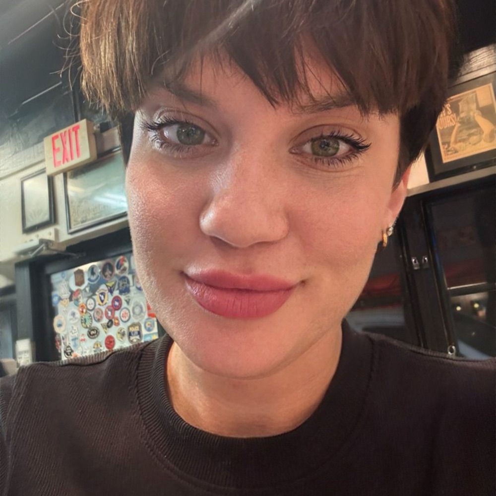 Sarah Compton