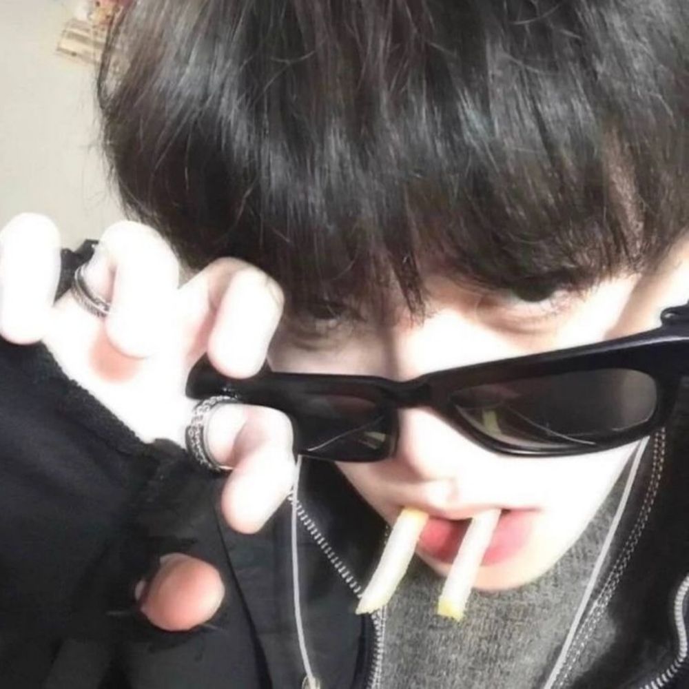 𝔏𝔞𝔫𝔱𝔥𝔢𝔯