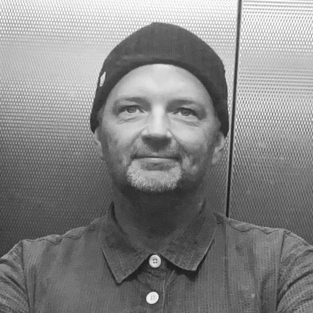 Simon Armstrong